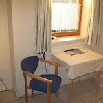 شقة Altes Schulhaus